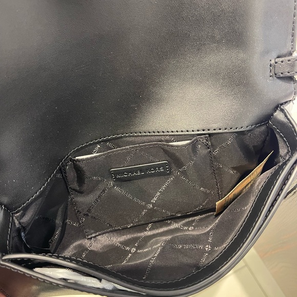 MICHAEL KORS Jet Set Medium Leather Flap Clutch Crossbody Shoulder Bag Wallet - Picture 4 of 16